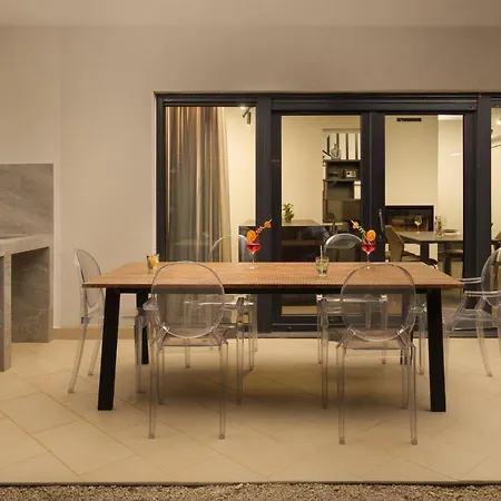 Blue Bay Villas וילה קרניצה